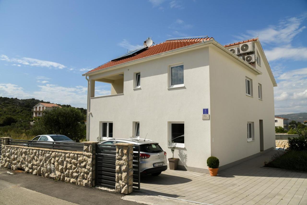 Holiday Home Mb Ражань Экстерьер фото