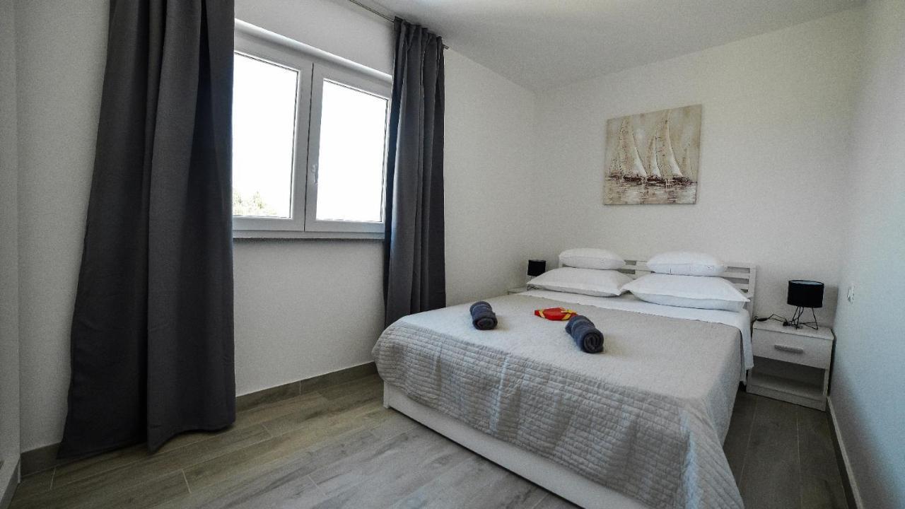 Holiday Home Mb Ражань Экстерьер фото
