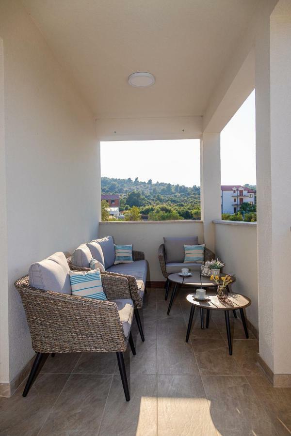 Holiday Home Mb Ражань Экстерьер фото